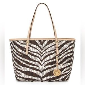 Michael Kors Medium White Tiger Jet Set Travel Tote Gold Metal Retails 325.00